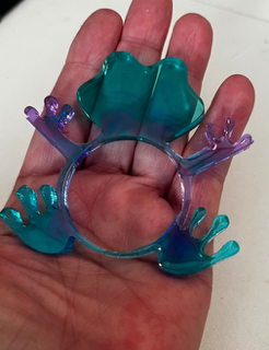 Resin art frog tea light candle ring or hot dog holder :)